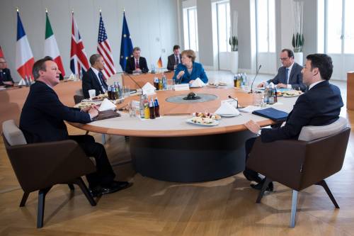 Pericolo caduta leader: è un 2016 anti-sistema. Si salva solo la Merkel
