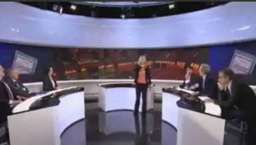 Referendum, rissa tv Rondolino-Gasparri: "Pezzente, vergognati!"