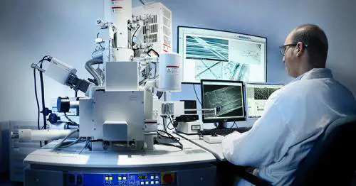 Ecco la cura genetica al tumore: una puntura batte la leucemia