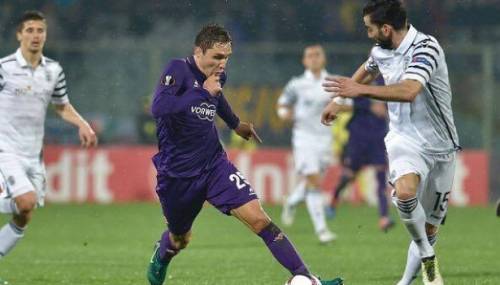 Viola avanti con un Chiesa a 2 facce: gol e rosso