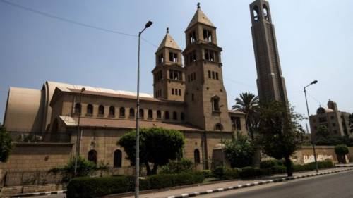 Venticinque morti in un attentato alla Cattedrale copta al Cairo