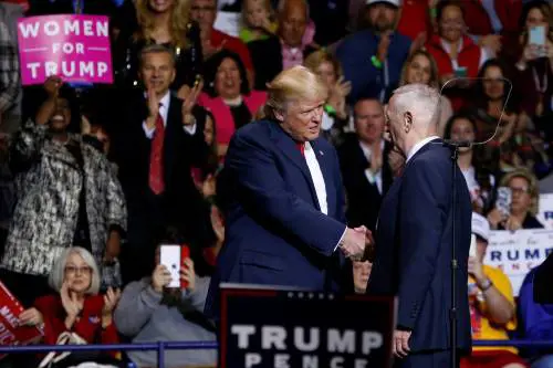 Piani del 'Cane pazzo' di Trump per sciogliere il patto con l'Iran