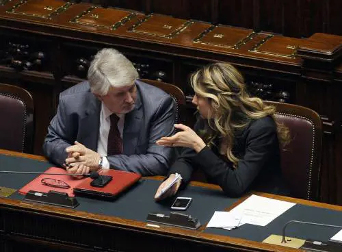 Maggioranza pronta ad abolire i voucher