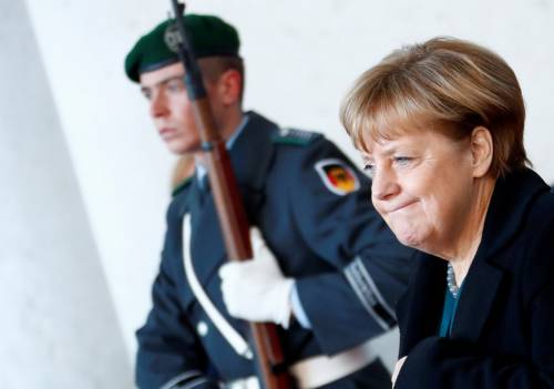 L'Europa secondo Angela: avanti solo con chi ci crede