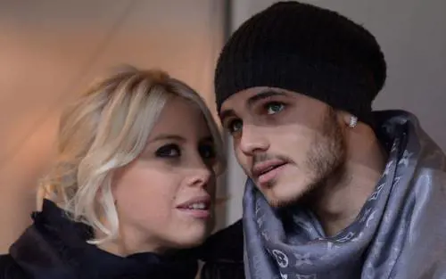 Wanda Nara: la scollatura è hot