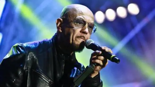 Enrico Ruggeri: "Quando la sinistra super omofoba mi minacciava"
