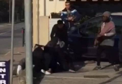 Paura a Treviso, maxi-rissa fra banda di rom e senegalesi