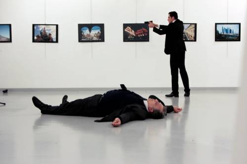 Il killer dell'ambasciatore russo aveva fatto la scorta a Erdogan 