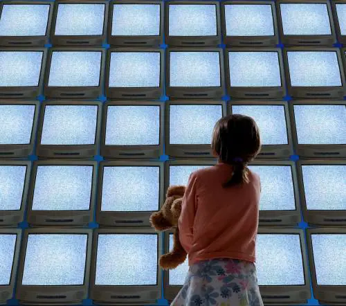 Missione (im)possibile. La tv buona maestra se riesce a garantire davvero il pluralismo