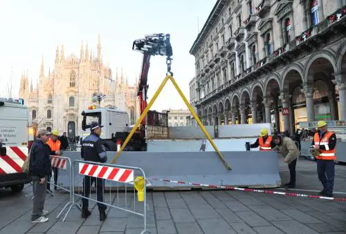 Super controlli in città per l'Osce e la lirica. Barriere con scanner