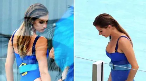 Gisele Bundchen sexy in costume