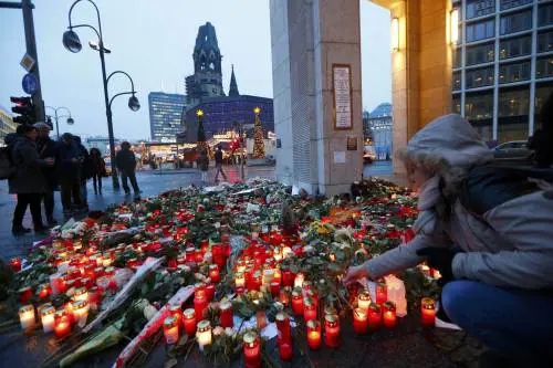 Polemiche sui servizi: un detenuto aveva previsto la strage di Berlino