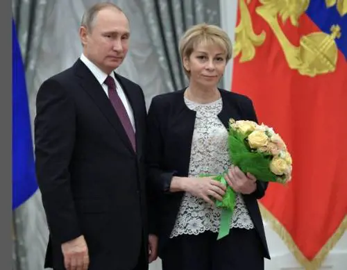 La dottoressa premiata da Putin che portava i medicinali in Siria