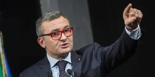 Il governo toglie altre tutele ai contribuenti. Spiare nei conti correnti è sempre più facile