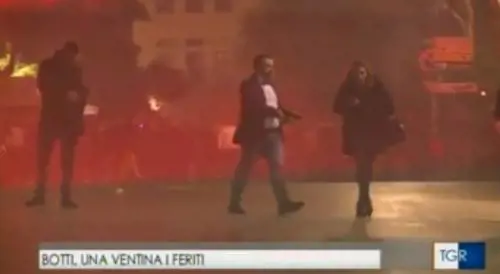 Palermo, follia di Capodanno: uomo spara nella piazza blindata