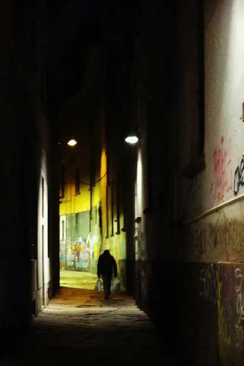 La storia di via Bagnera dove il primo serial killer trucidava e seppelliva