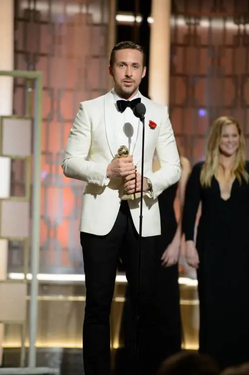 "La La Land" balla da solo e "The Crown" è sovrana in tv