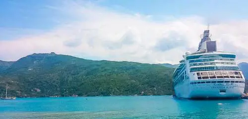 Lavorare in vacanza: la ricerca dello stagista della Royal Carribbean