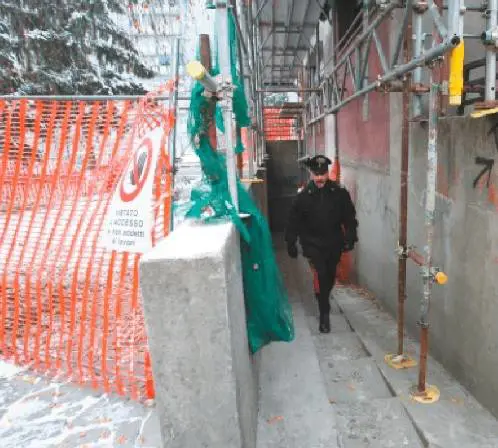 Negli edifici del degrado il covo dei clandestini