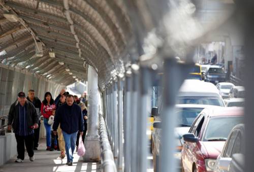 Il muro anti immigrati fa bene. Ora lo dicono pure i messicani