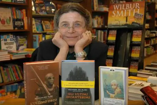 Il chirurgo Silvana De Mari: "Curo gli omossessuali da 40 anni. La loro condizione non è normale"