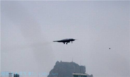 La Cina svela il primo drone stealth da combattimento