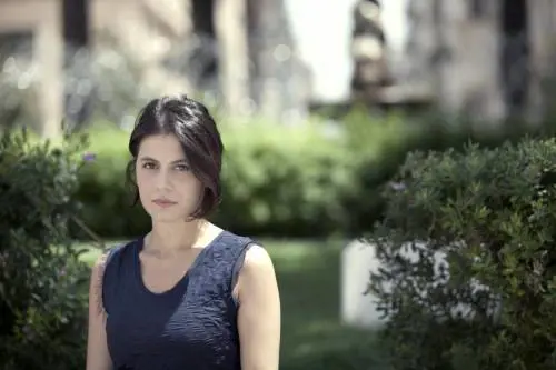 L'ultima beffa: ora alle scrittrici di sinistra piace vestire il burqa