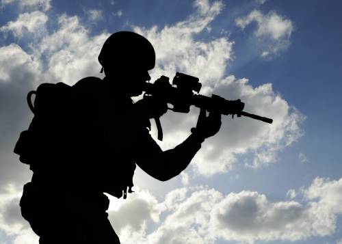 Navy Seals sotto inchiesta per un Berretto verde strangolato in Mali