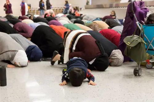 La proposta della Regione ai musulmani: "Ramadan dedicato alle vittime dell'odio"