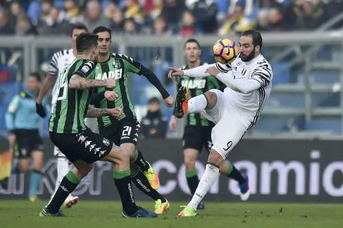 La Juve superoffensiva vince la terza di fila e torna in fuga scudetto