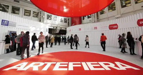 Il mercato dell'arte fa goal a Bologna