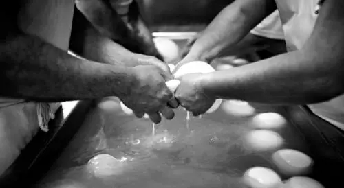 Pizza napoletana e grandi ricette campane in scena a Milano