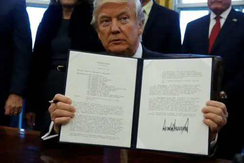 "Trump sbaglia, ma l'Islam si adegui ai tempi"