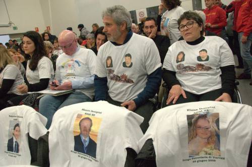 Viareggio, l'associazione dei parenti delle vittime: "Moretti si deve dimettere"