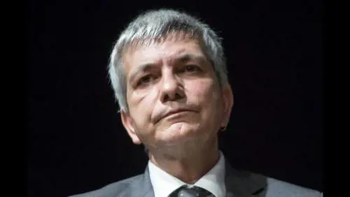 Nichi Vendola ha avuto un infarto: "Operato, non in pericolo di vita"