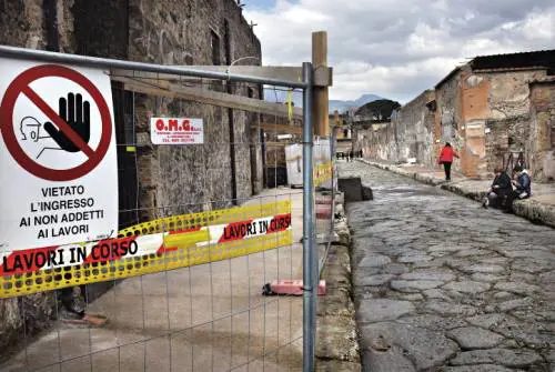 "A Pompei ci saranno altri crolli. E Franceschini troverà chiuso"