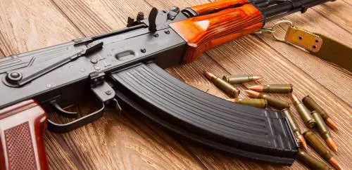 Kalashnikov assume: "Non riusciamo a coprire gli ordini"