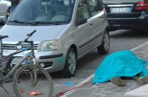 In una telefonata gli ultimi istanti di Italo. Il pianto dei genitori delle due vittime