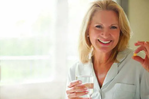 La pillola va giù... Le cinquantenni drogate di farmaci