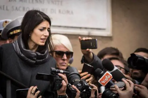 Rom, dieci anni di bandi del Comune di Roma che "non tornano"