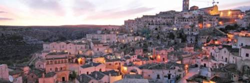 Rumeno minaccia parrocchiani di Matera