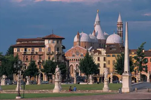 Forza Italia e Lega di nuovo insieme. A Padova il primo tassello dell'alleanza