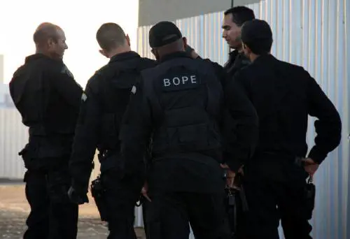 Brasile, lo sciopero della polizia risveglia i criminali