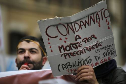Trentenne si suicida e ci accusa