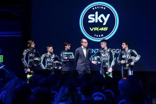 Il team di Rossi si sdoppia e sfida la Moto2