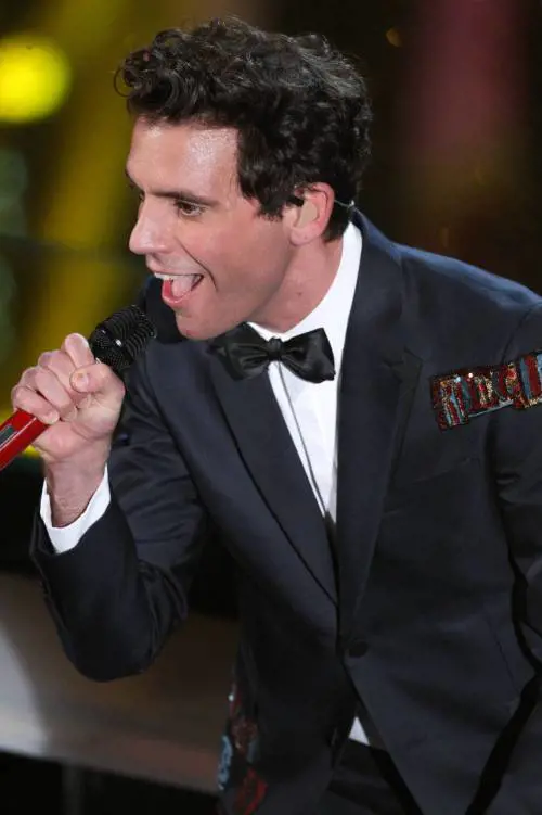 Mika: "Voi italiani gente di cuore, ma in politica vittime della paura"