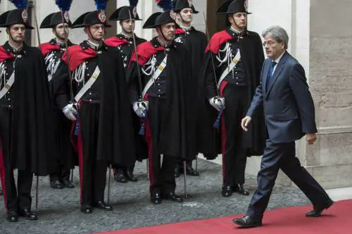 Il Guardian: "Russia hackerava Gentiloni alla Farnesina"
