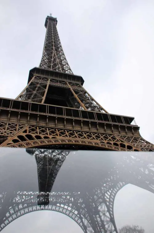 Precari contro élite La seconda rivoluzione francese