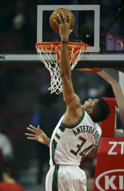 Cenerentolo gioca a basket. Da ambulante a stella Nba