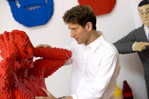 Le sculture con il Lego di Sawaya conquistano 130mila visitatori